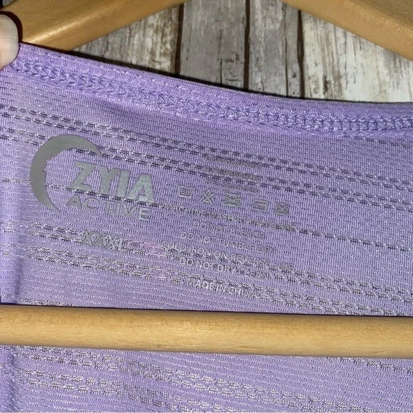 ZYIA Active Lavender Performance Perforated Workout Tank - Picture 5 of 6